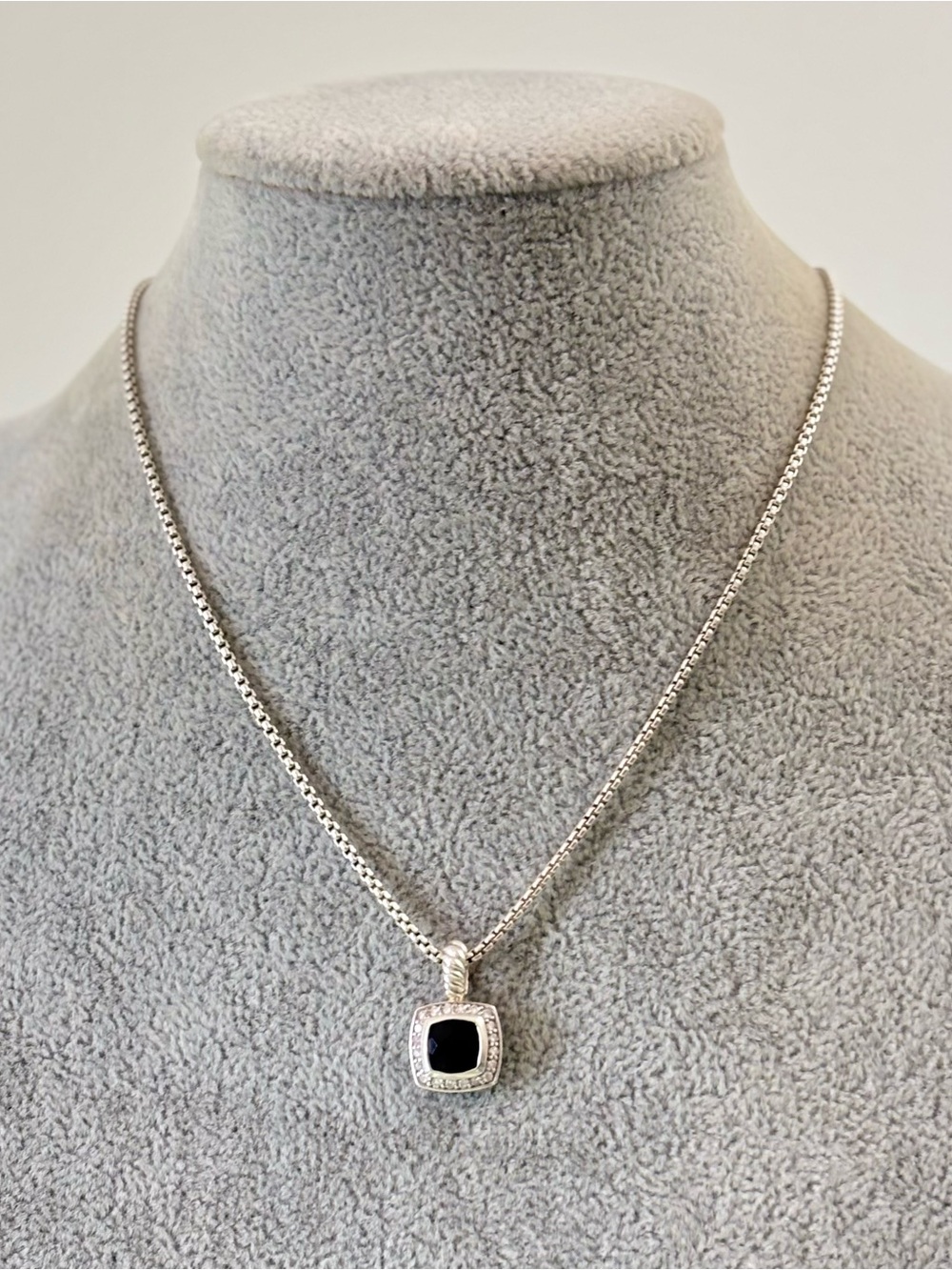 David Yurman Petite Albion Pendant Necklace with Black Onyx & Diamonds 16-17"